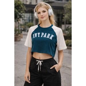IVY PARK Crop Top Teal Blue White Raglan Sleeve Activewear Tee Size XS Workout